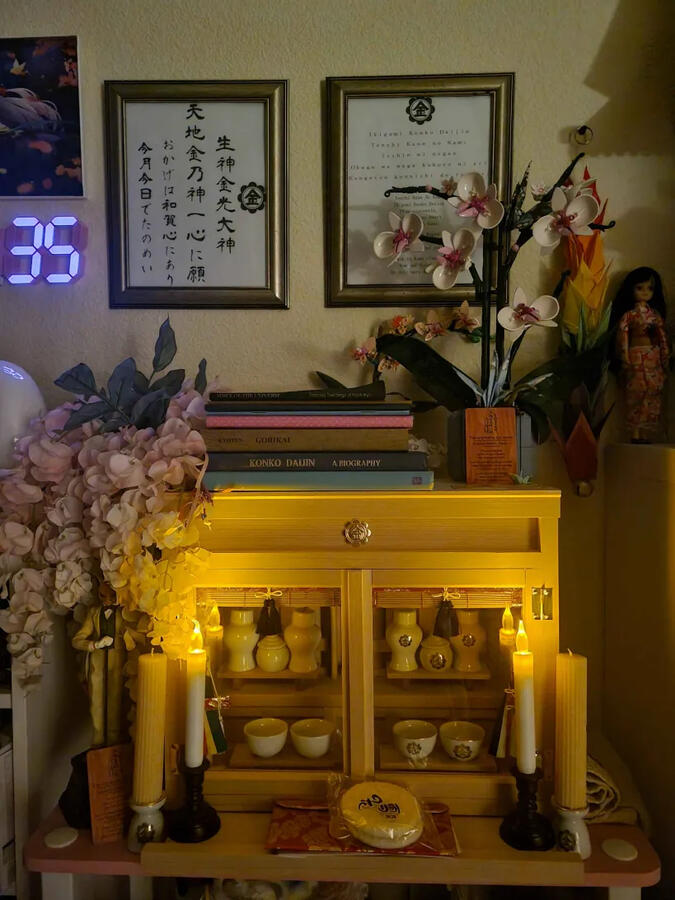 Kamidana of an American believer (Night)